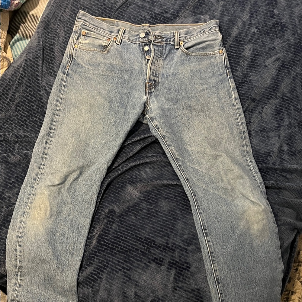 Levi's 501 Classic Denim Straight Jeans - Light Blue